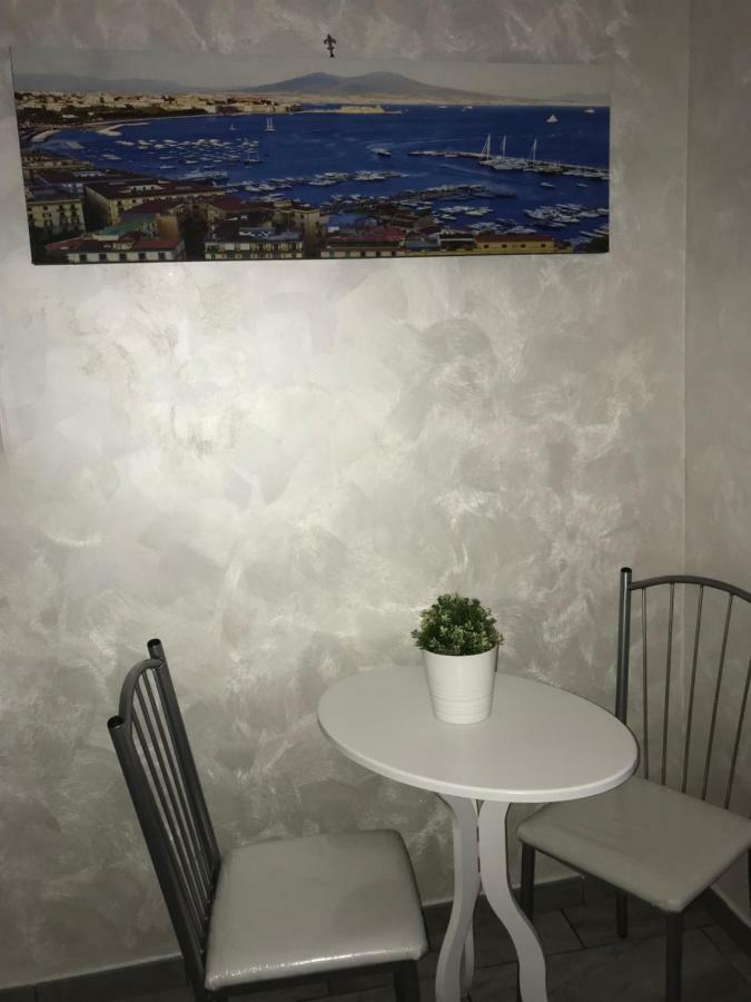 הוילה נאפולי Luishouse מראה חיצוני תמונה